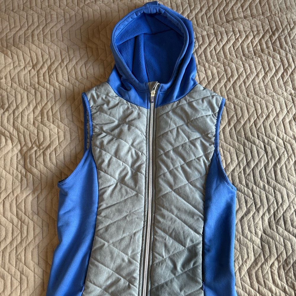 Jockey Hooded Vest